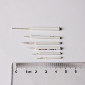 银脚陶瓷铂电阻